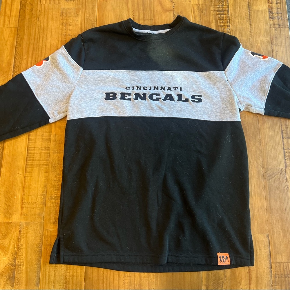 Bengals sweatshirt Medium
